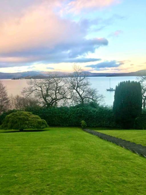 Апартаменти Loch View At Lomond Castle Баллох Екстер'єр фото